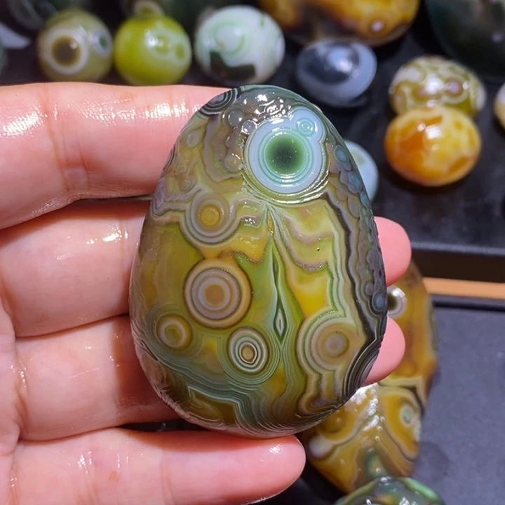 未镶嵌玛瑙/玉髓珠宝半成品68