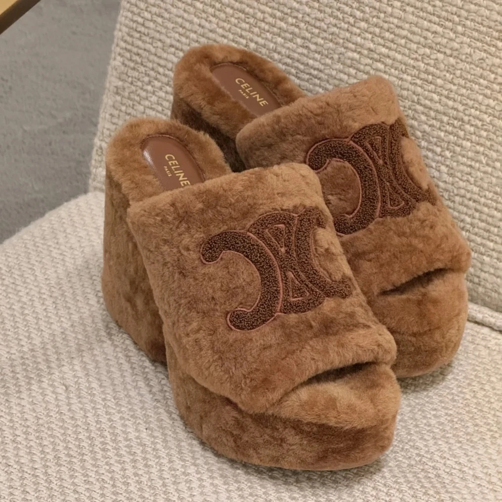 95新 Celine/思琳 经典凯旋门厚底穆勒鞋 38码 公价1w c0538