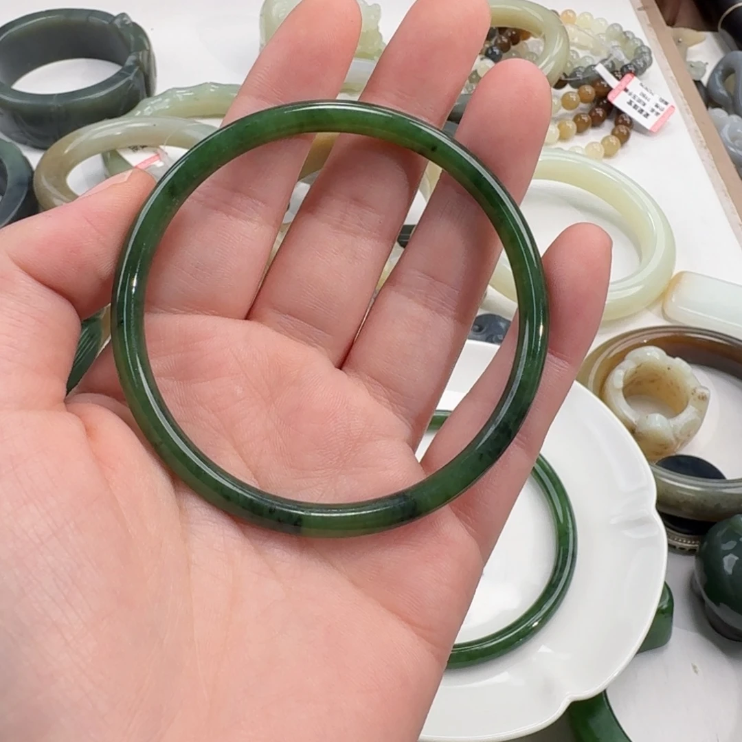 和田玉未镶嵌颈饰61