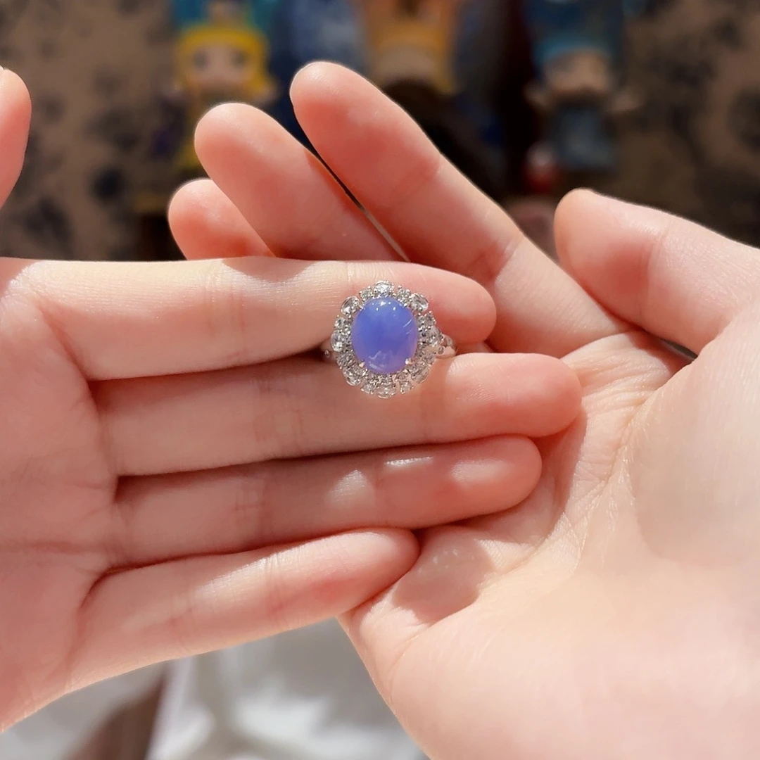 翡翠戒指18K金镶嵌戒指