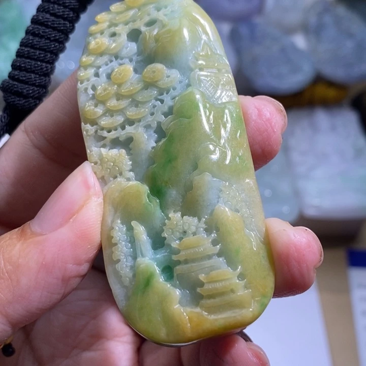 【闪购商品】颈饰未镶嵌翡翠山水