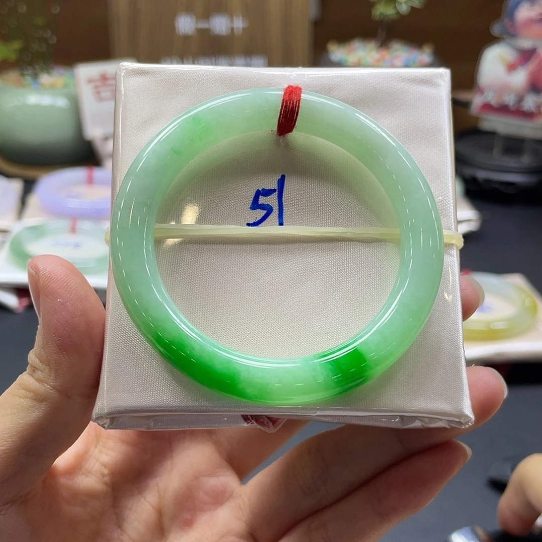 翡翠未镶嵌手镯35号