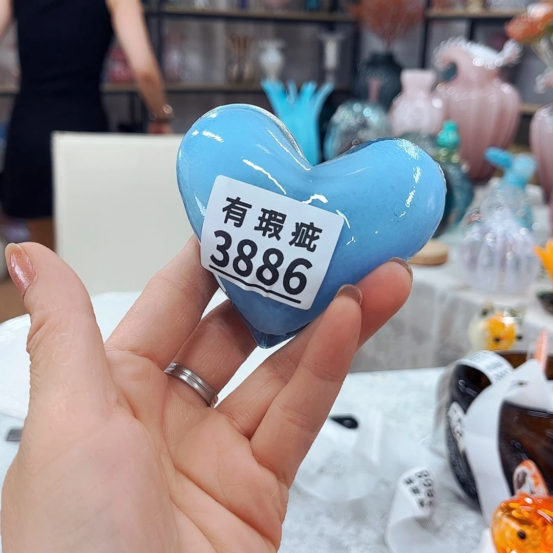 3886 家悦琉璃摆件福利