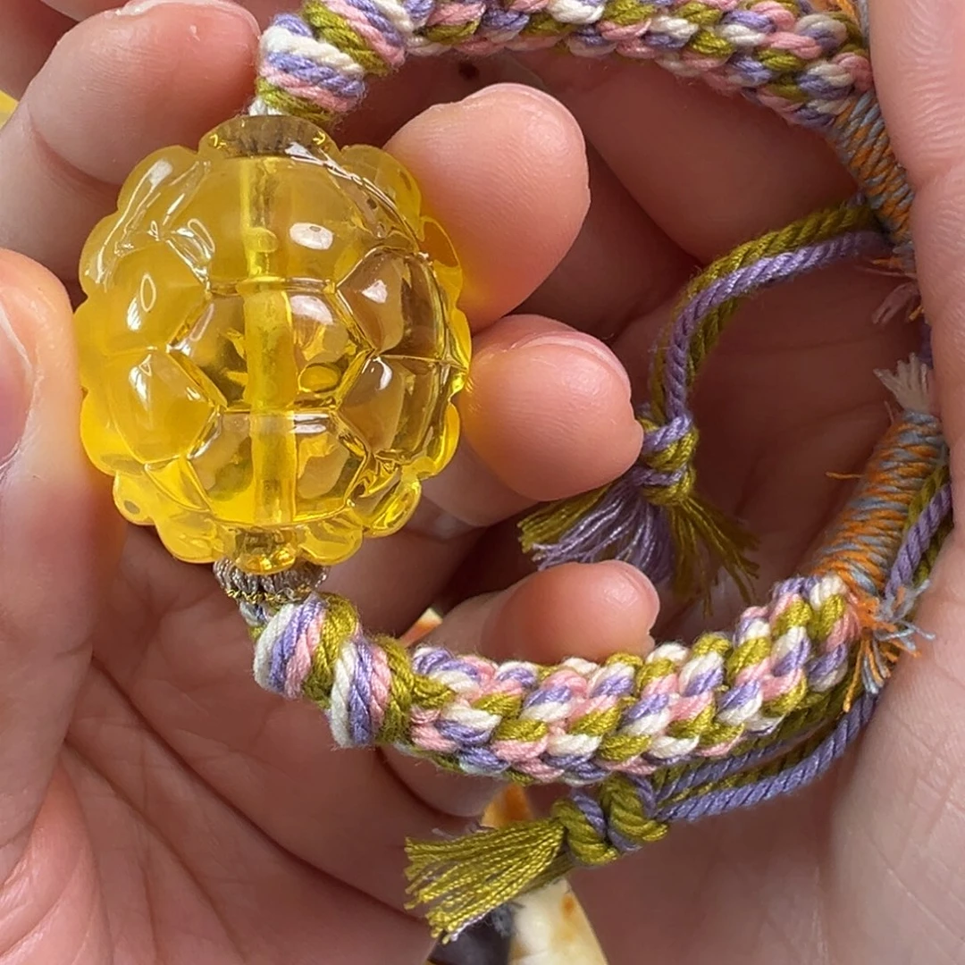 琥珀未镶嵌裸石琥珀