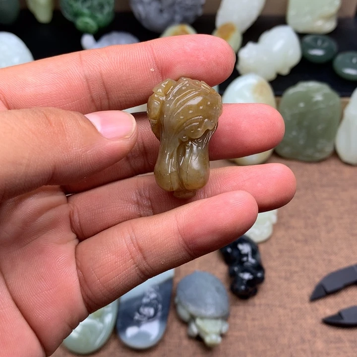 ****喵颈饰未镶嵌和田玉（糖玉）