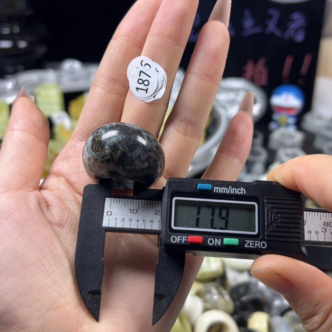 蛇纹石玉未镶嵌戒指