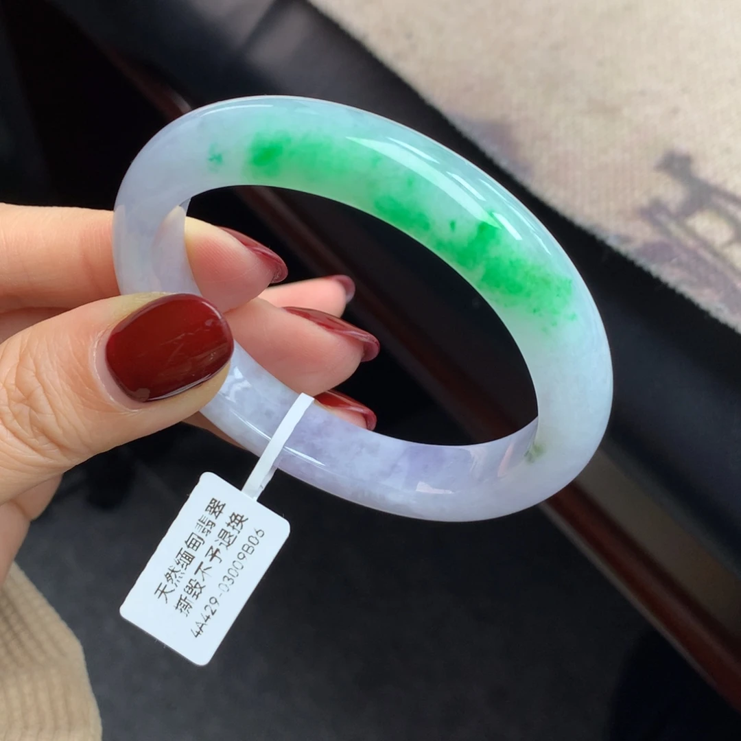 翡翠未镶嵌手镯春彩阳绿