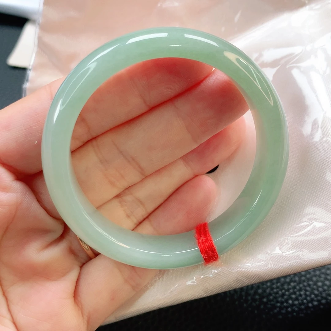 未镶嵌手镯翡翠50正