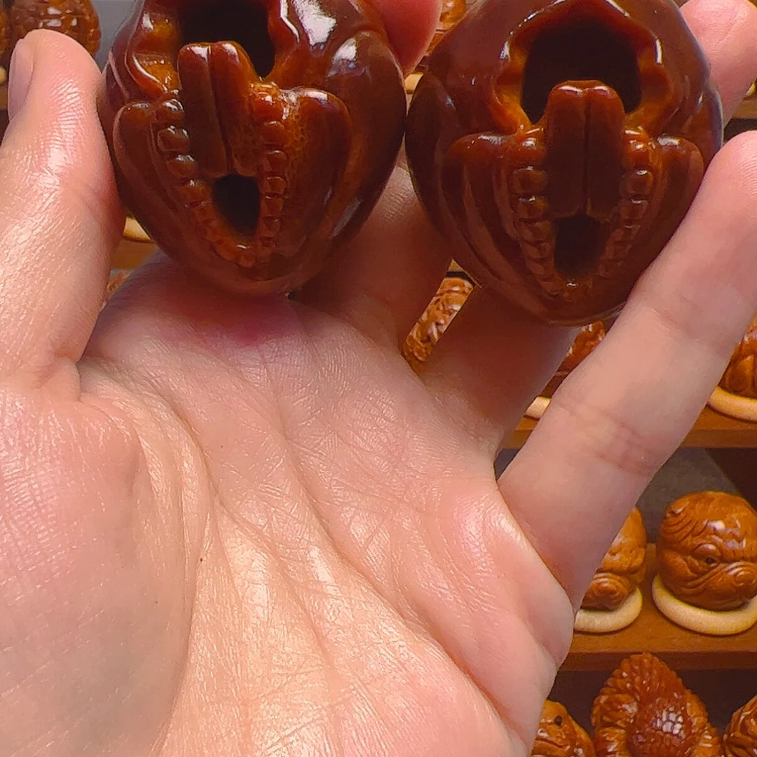 橄榄核手串ぶ****ぶ无向佛一对