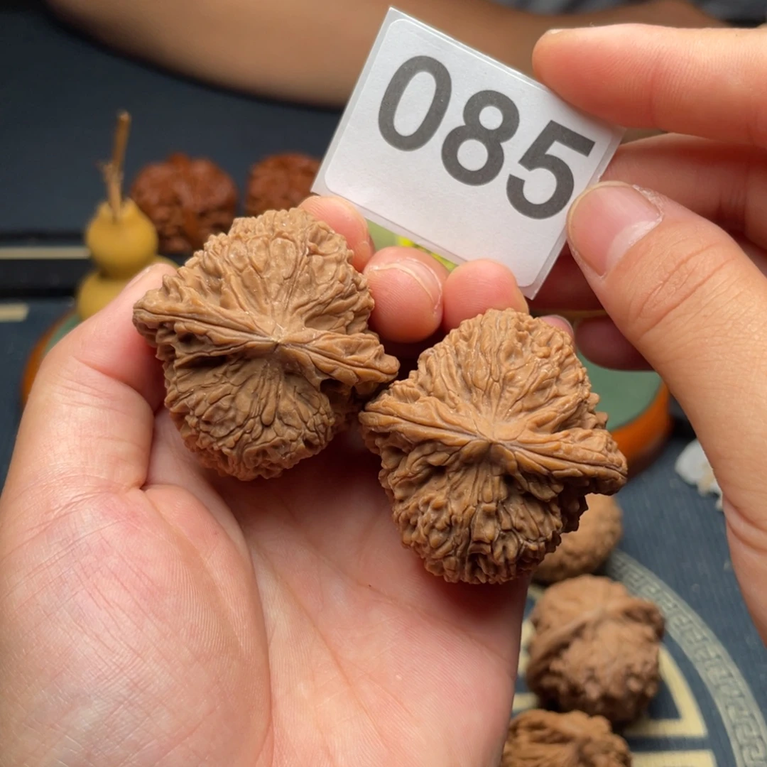 吊坠文玩核桃42全品南疆石085号
