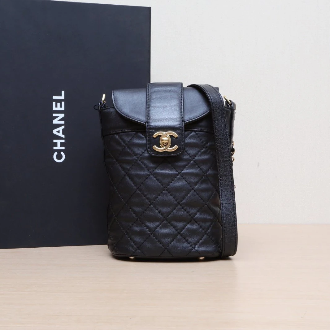 95新 Chanel/香奈儿 【双攀】26开薯条包水桶包单肩斜挎包 070291