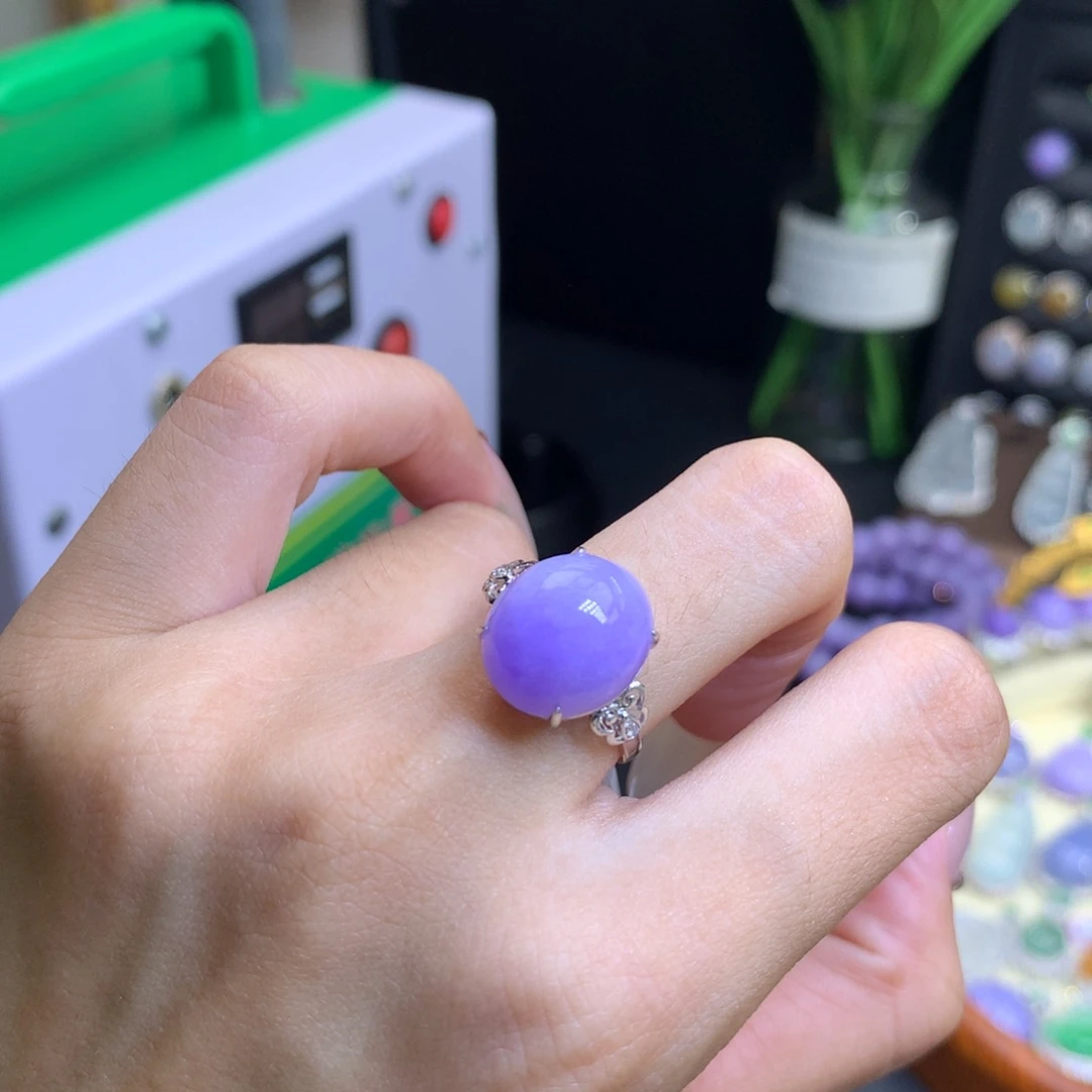 翡翠18K金镶嵌颈饰天然