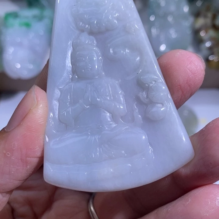 【闪购商品】颈饰未镶嵌翡翠观音