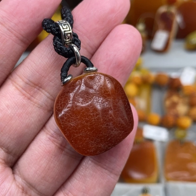 【闪购商品】未镶嵌颈饰琥珀