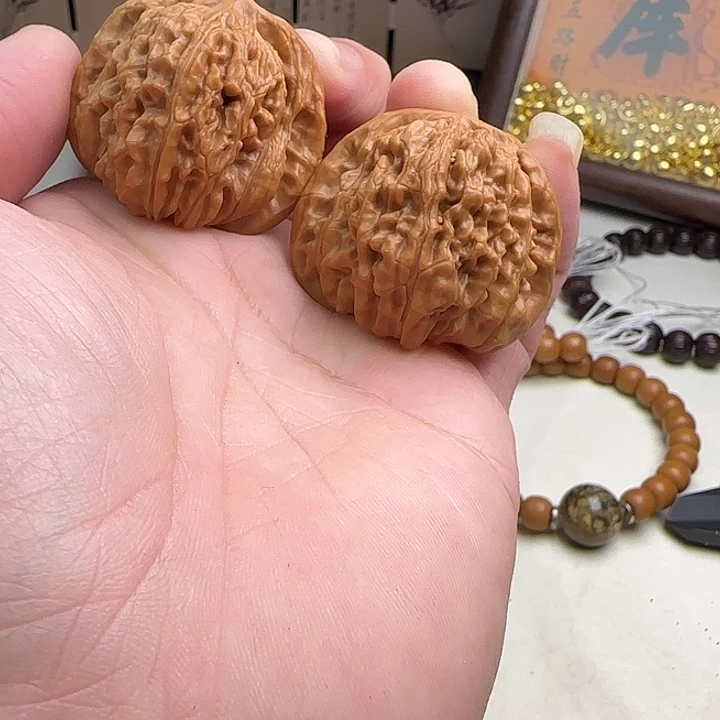 ****猴头核桃手串精对四座楼尺寸40mm