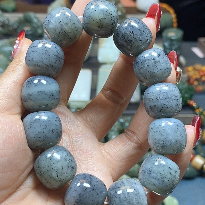 和田玉手串未镶嵌