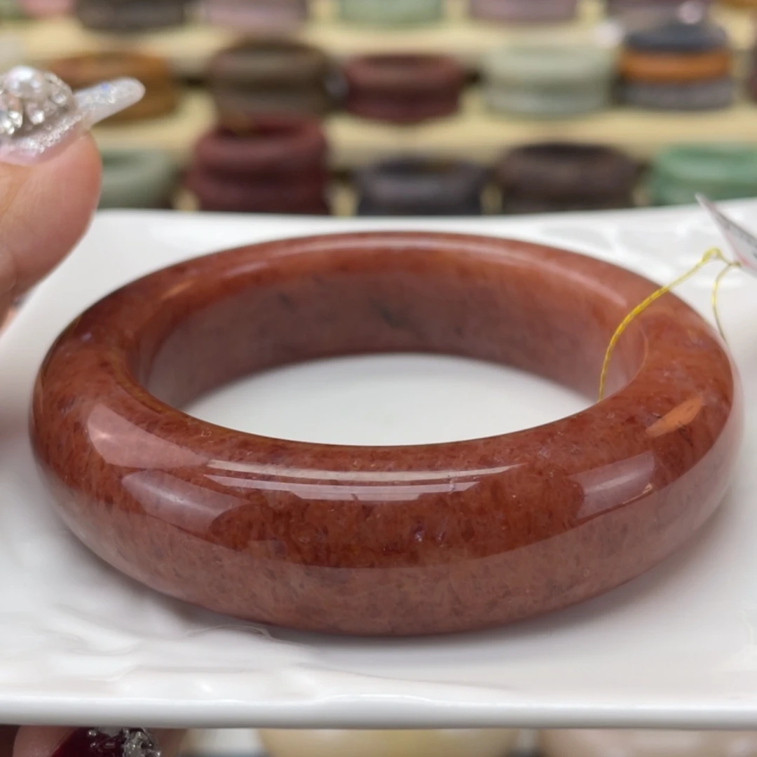 【闪购商品】石英质玉手镯未镶嵌改**字