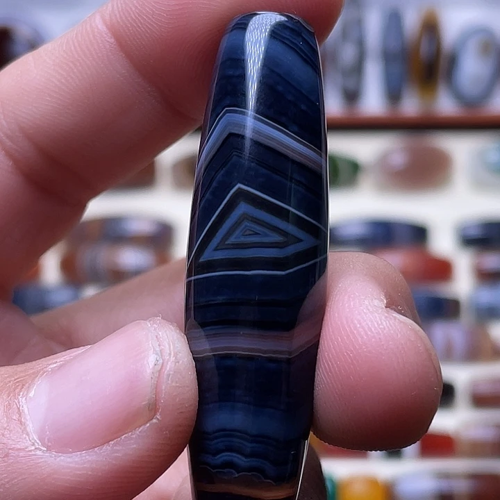 大***鳅玛瑙/玉髓未镶嵌颈饰