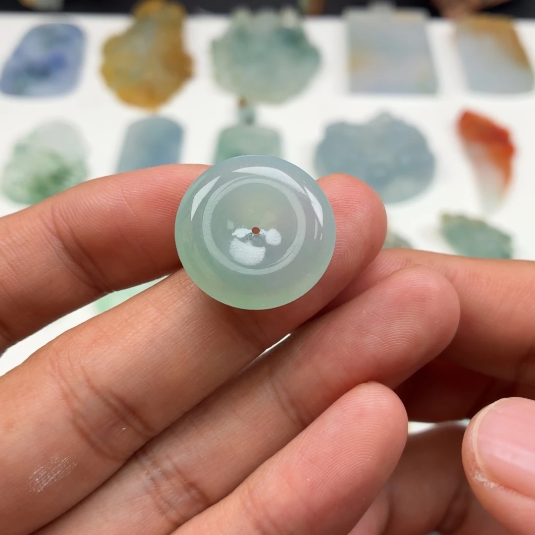 定制翡翠未镶嵌平安扣