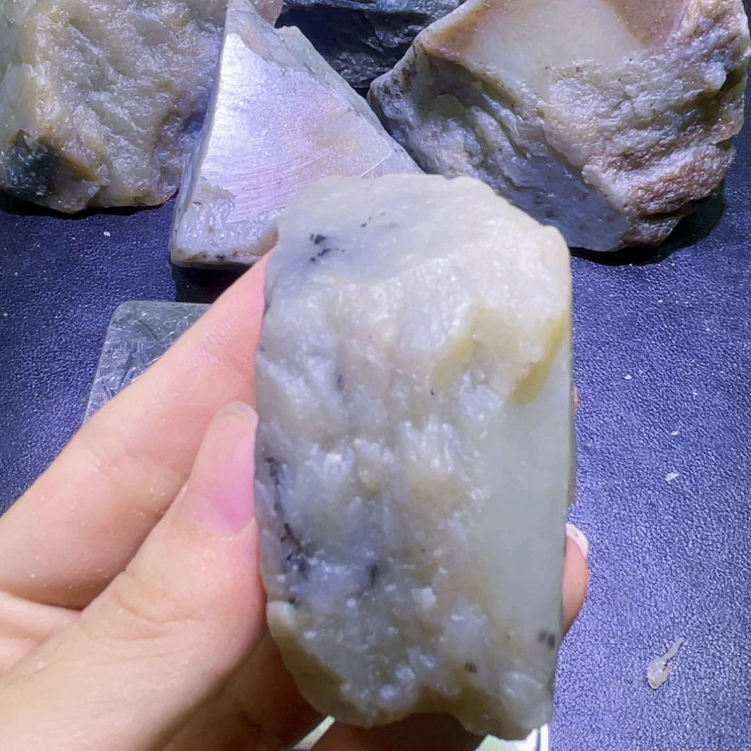未镶嵌和田玉珠宝半成品
