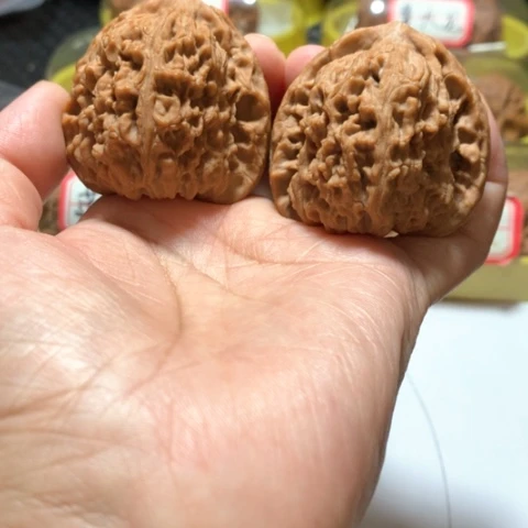 吊坠文玩核桃三角疆