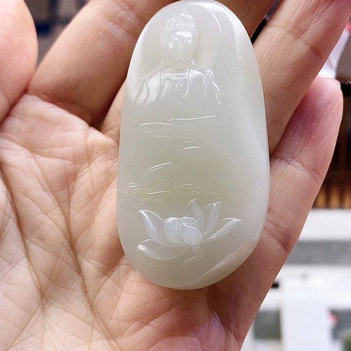【闪购商品】颈饰未镶嵌和田玉