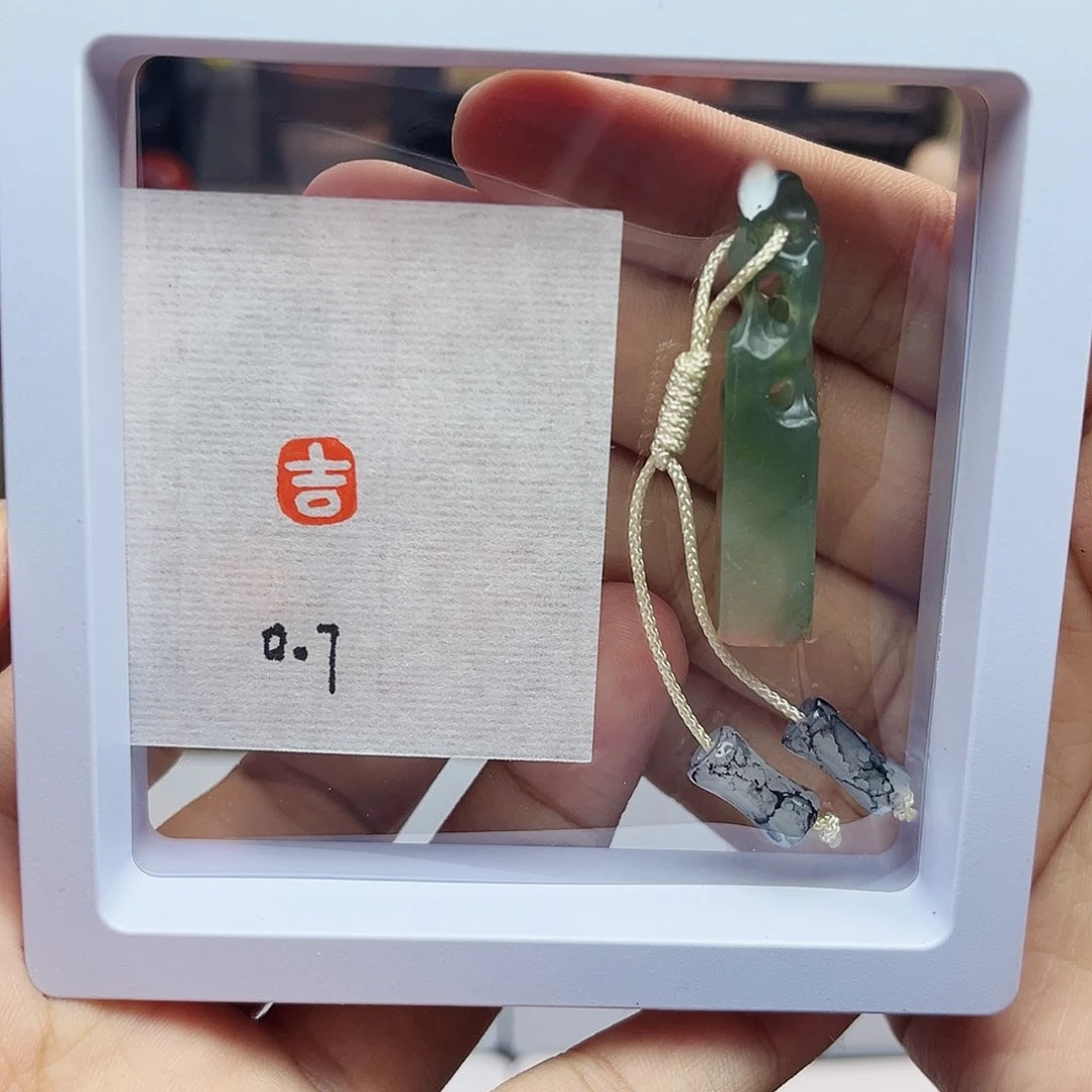 寿山石印石0.7吉 丹东晶 手工篆刻