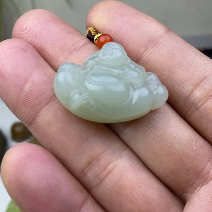 和田玉（糖玉）未镶嵌颈饰