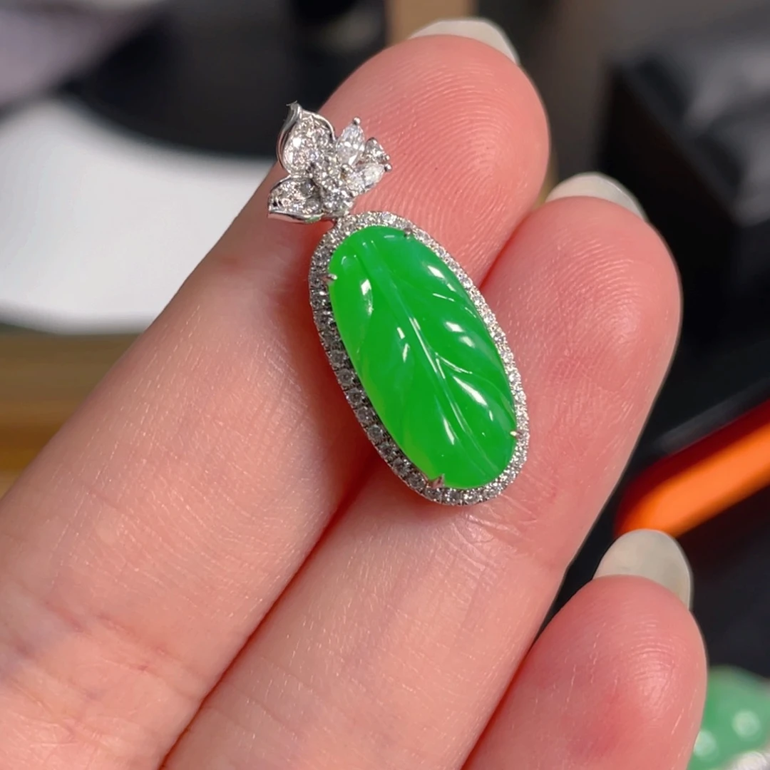 翡翠18K金镶嵌吊坠(不含链)