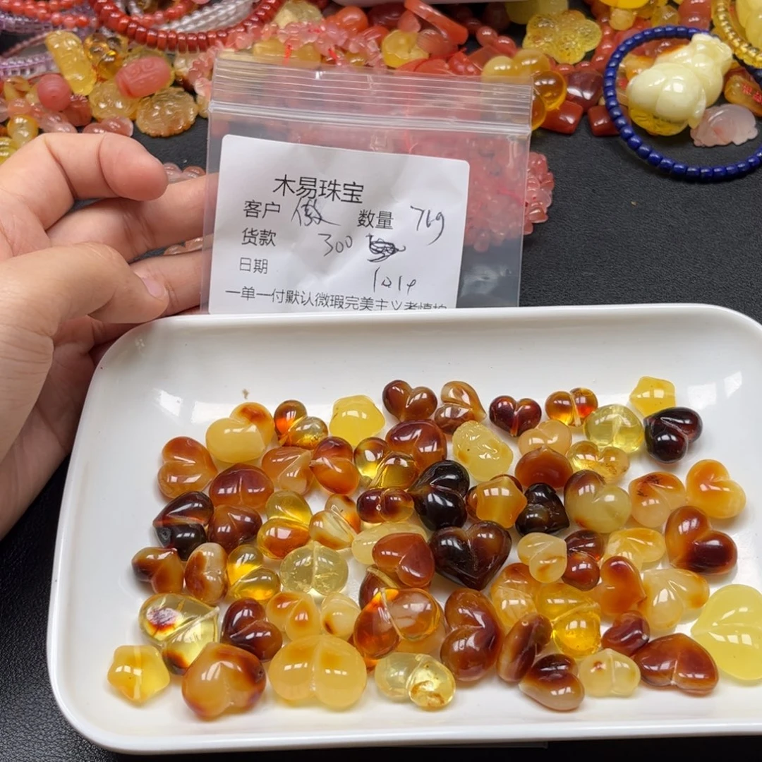 傲***穹南红玛瑙未镶嵌配饰