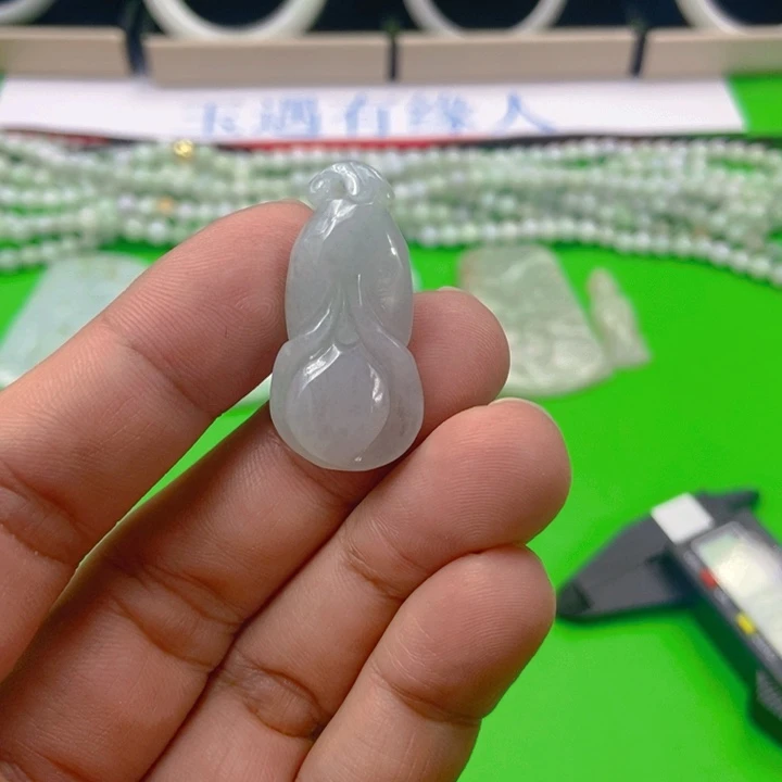 翡翠未镶嵌挂件挂件