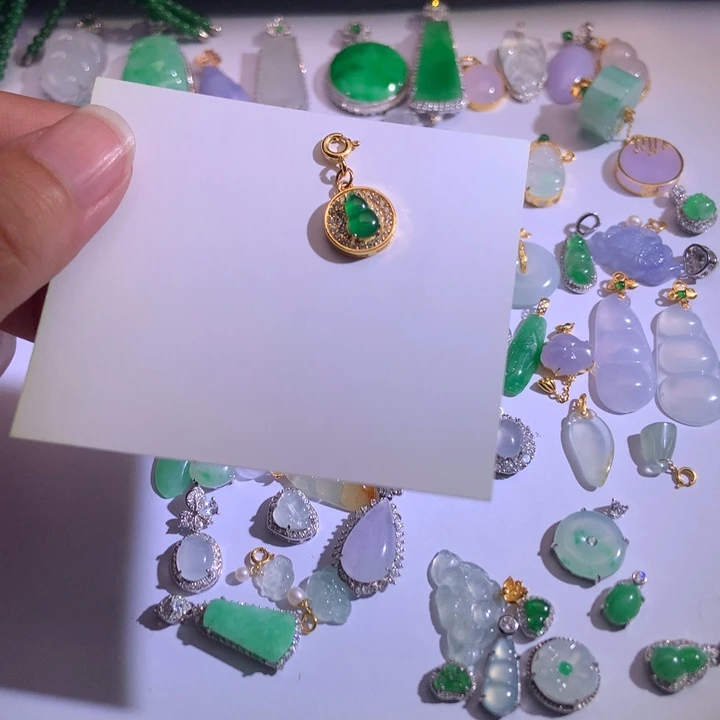 小***3翡翠散珠1112222222