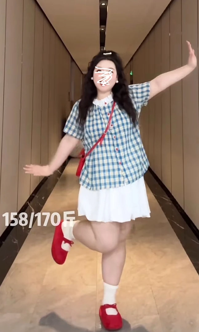 新款法式小飞袖蓝色格子夏季韩系甜美碎花上衣➕半身裙