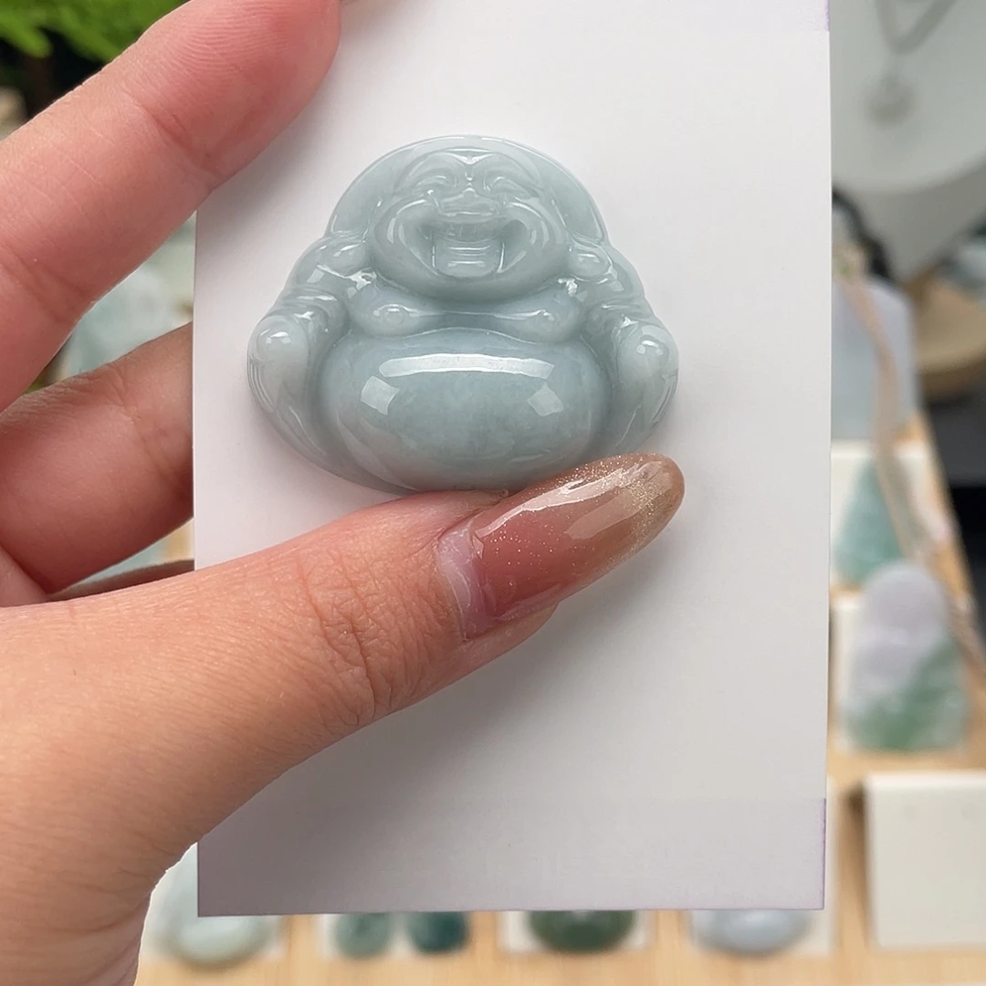 翡翠未镶嵌颈饰佛公