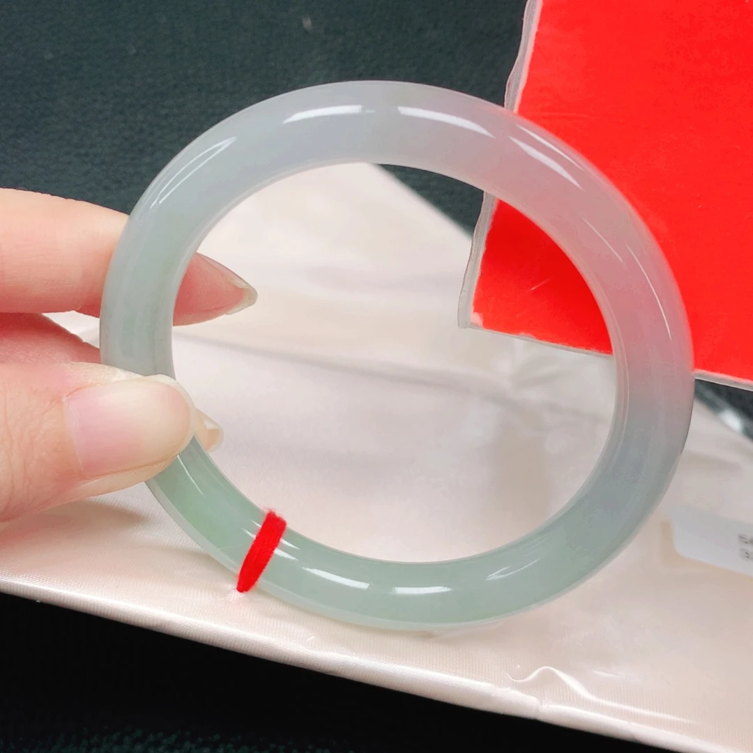 翡翠未镶嵌手镯55圈