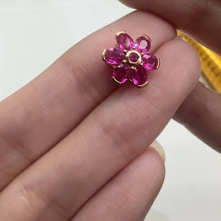 红宝石未镶嵌颈饰