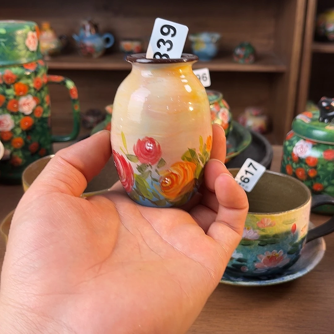 纯纯莫奈油画风纯纯莫奈油画风花瓶