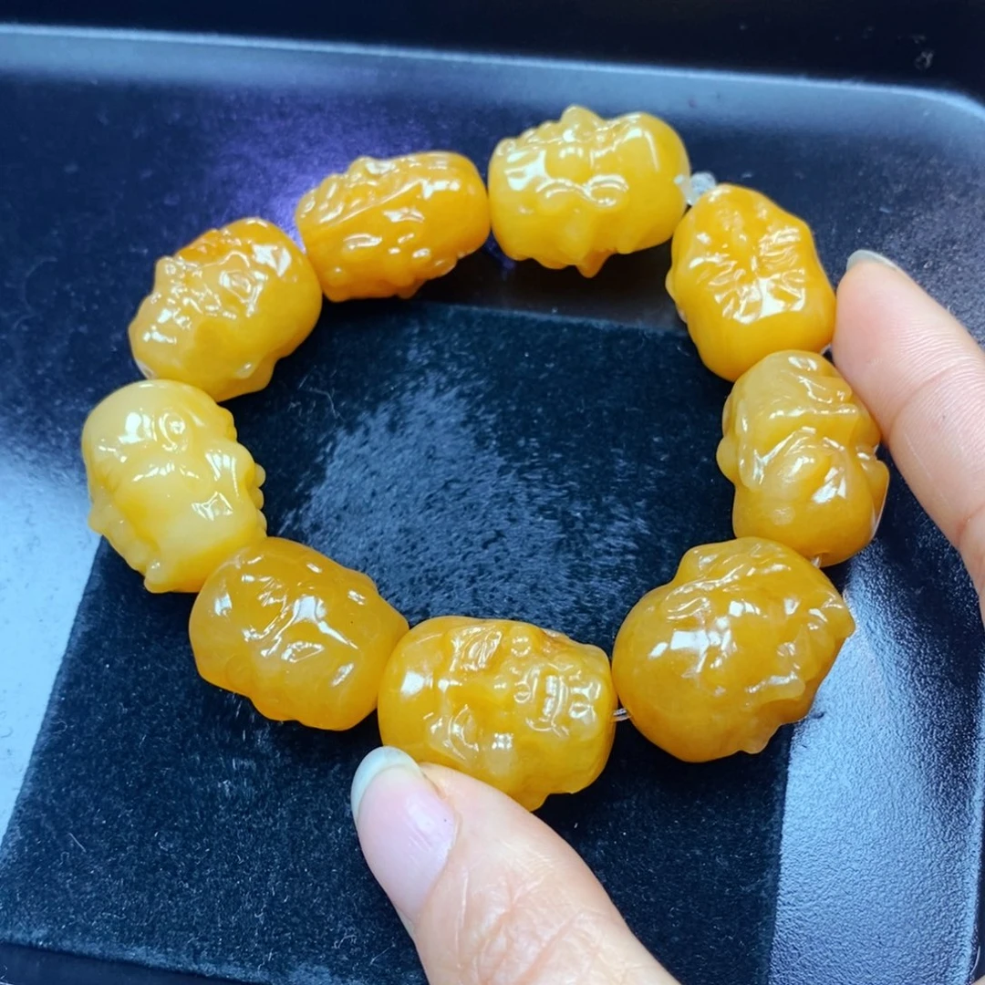 未镶嵌石英质玉（黄龙玉）颈饰