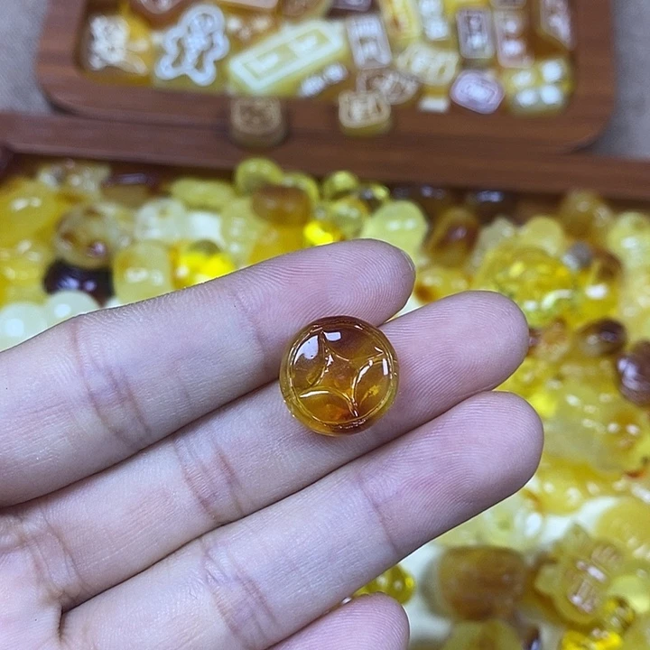 吊坠橄榄核钱币11
