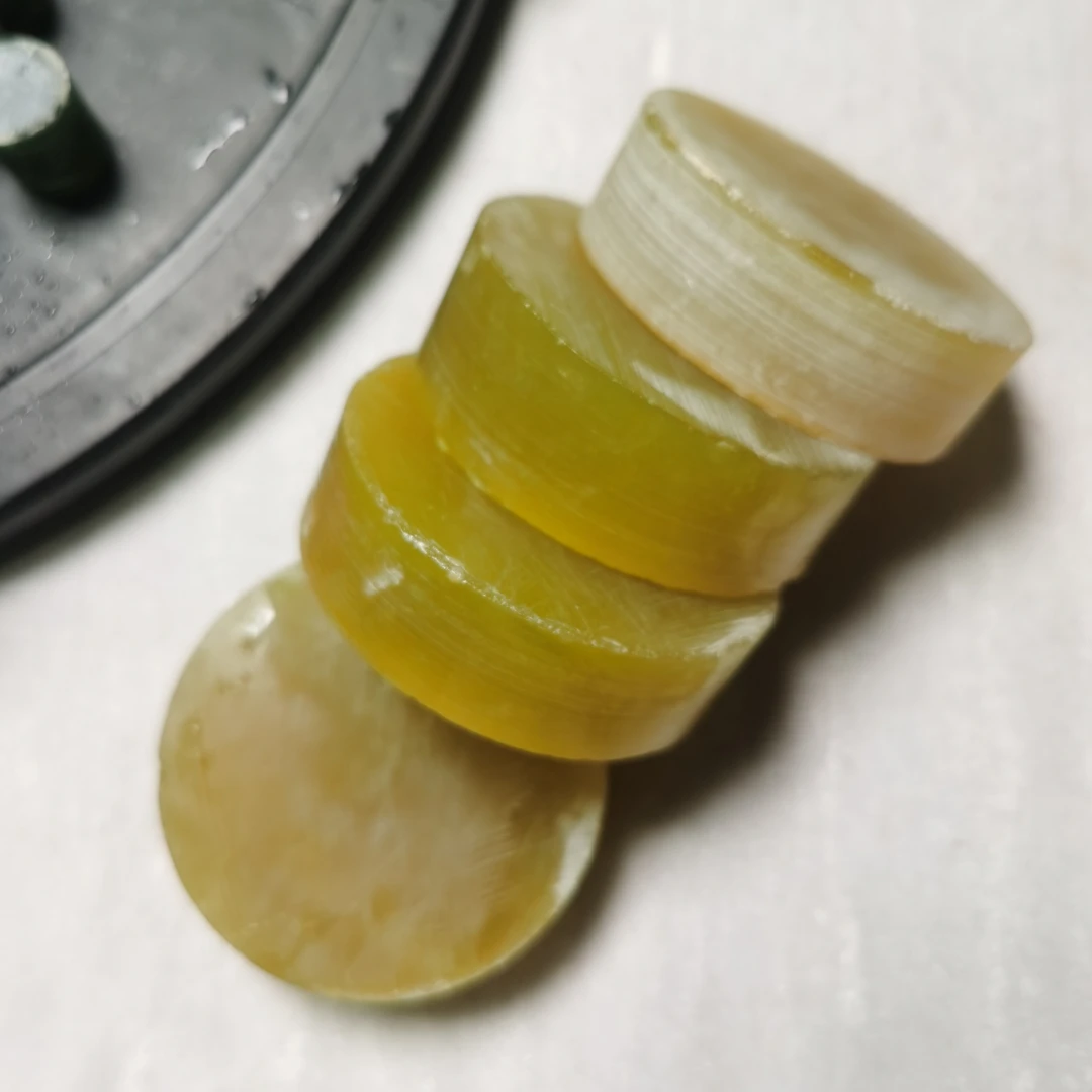 岫玉精美冰透私人订制手串