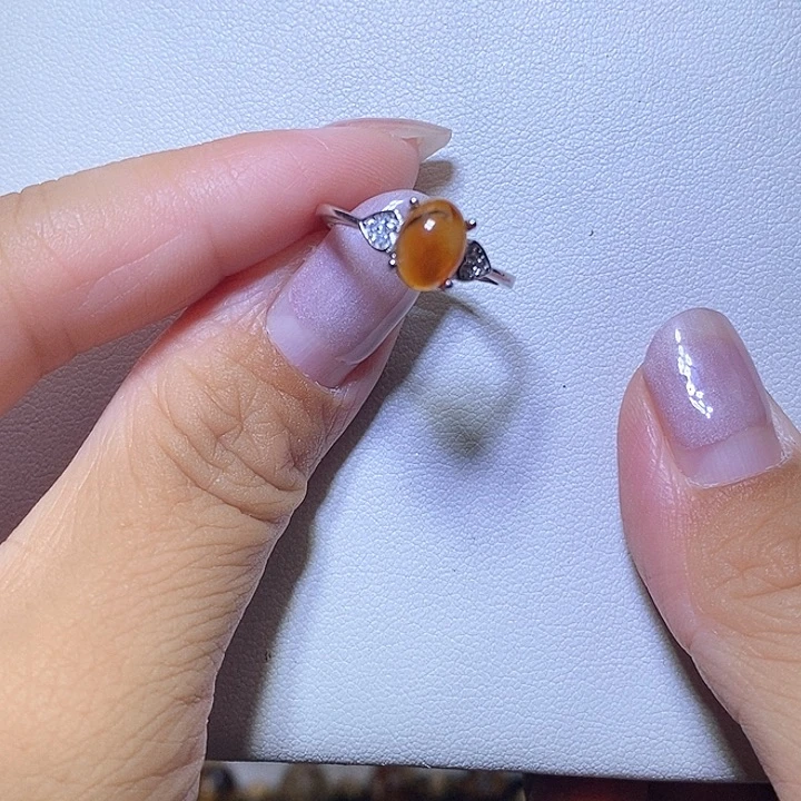 琥珀未镶嵌裸石戒指