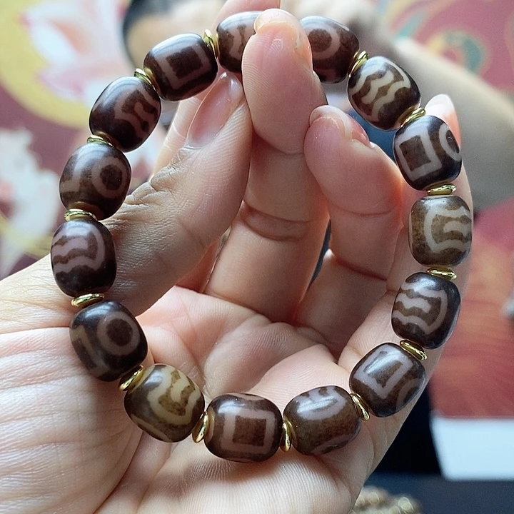 玛瑙/玉髓颈饰合金