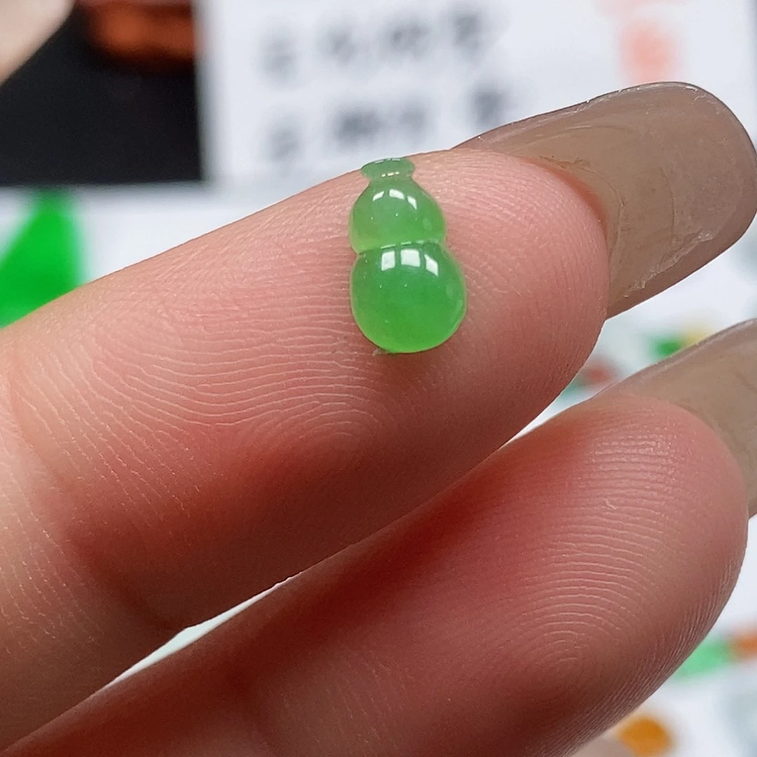 定制翡翠未镶嵌葫芦