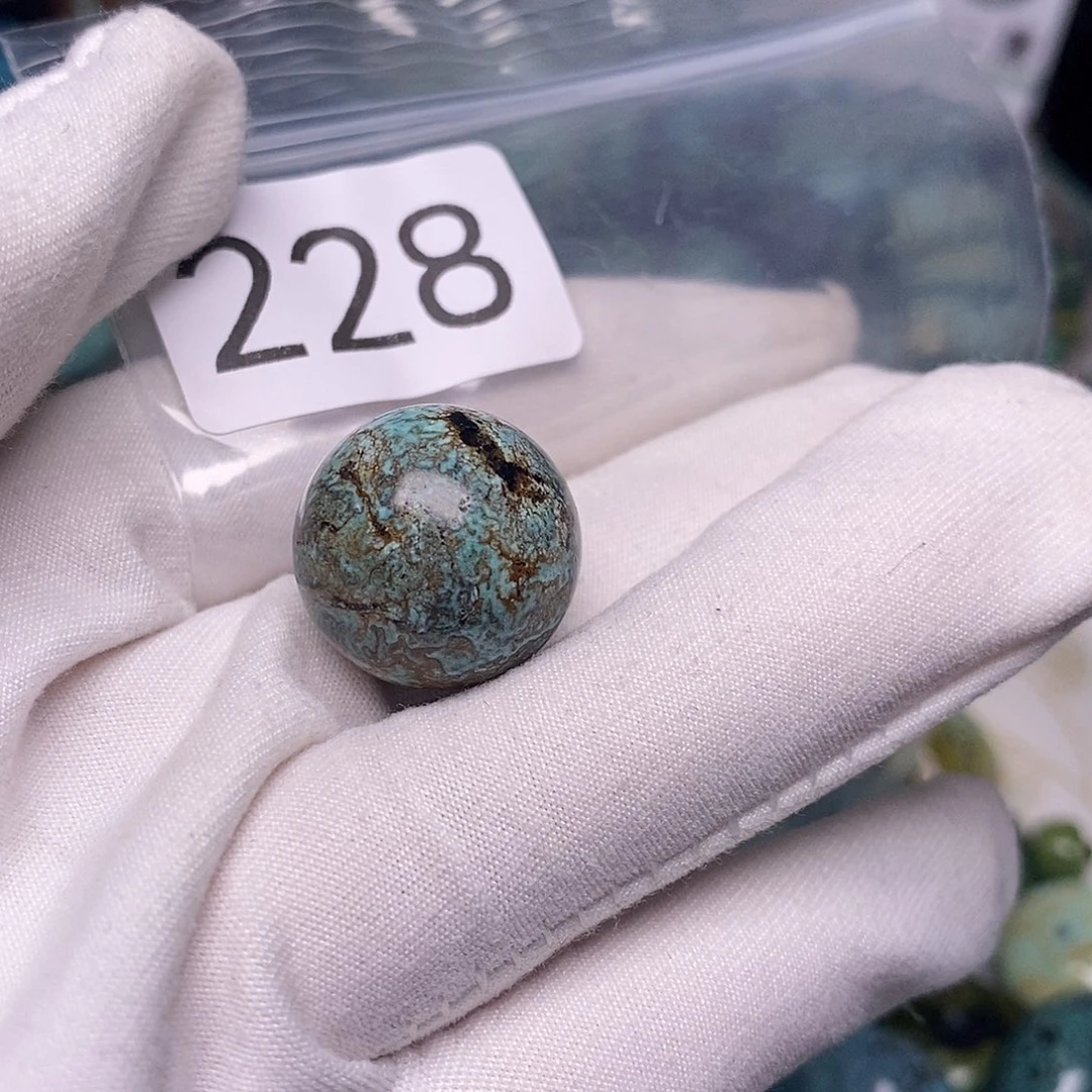 绿松石未镶嵌珠宝半成品