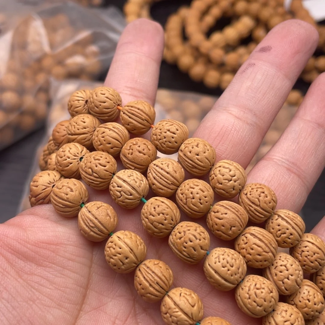 无***╲脖挂小桃核488元优惠活动