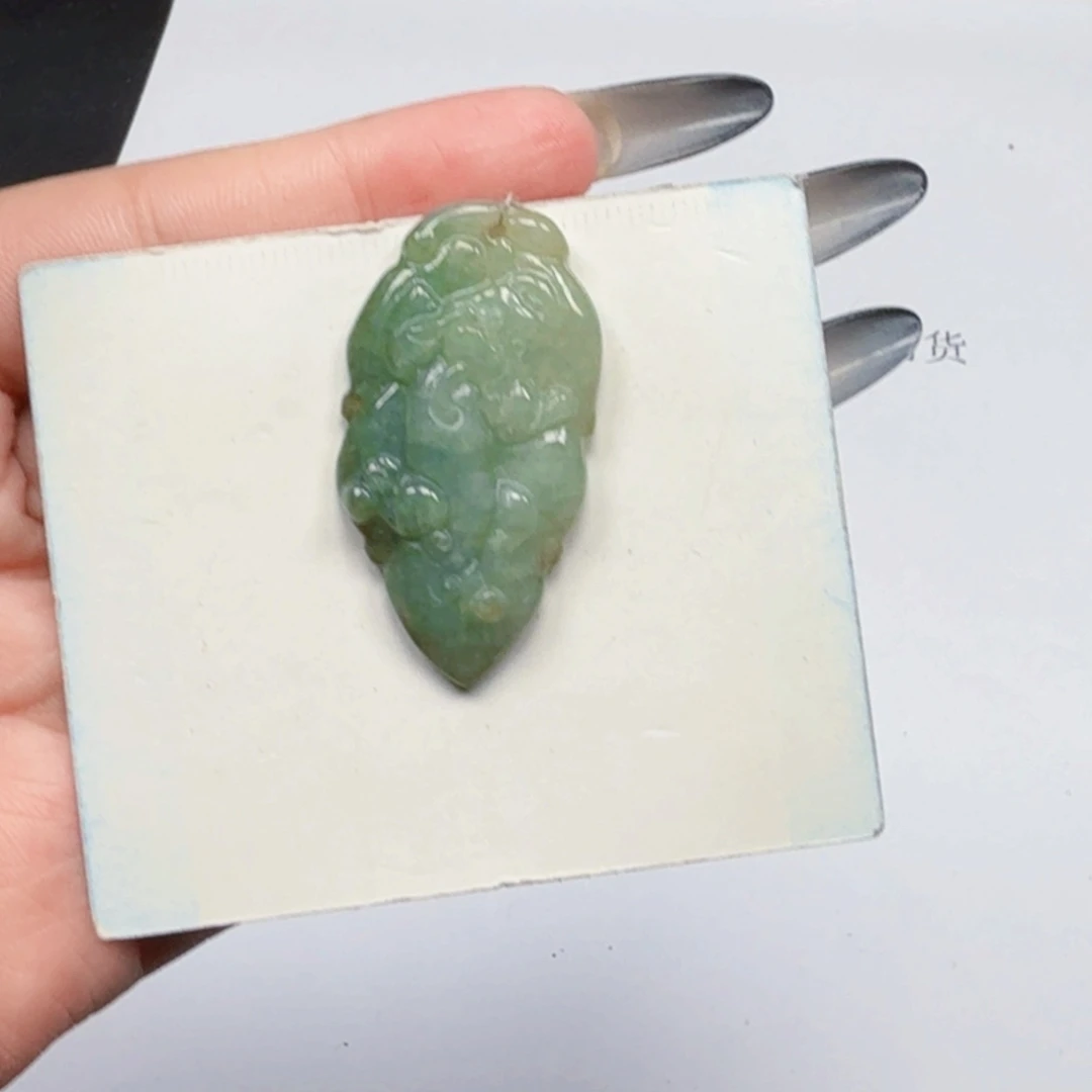 翡翠未镶嵌挂件翡翠