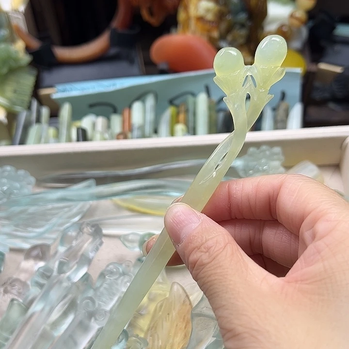 蛇纹石玉未镶嵌发簪
