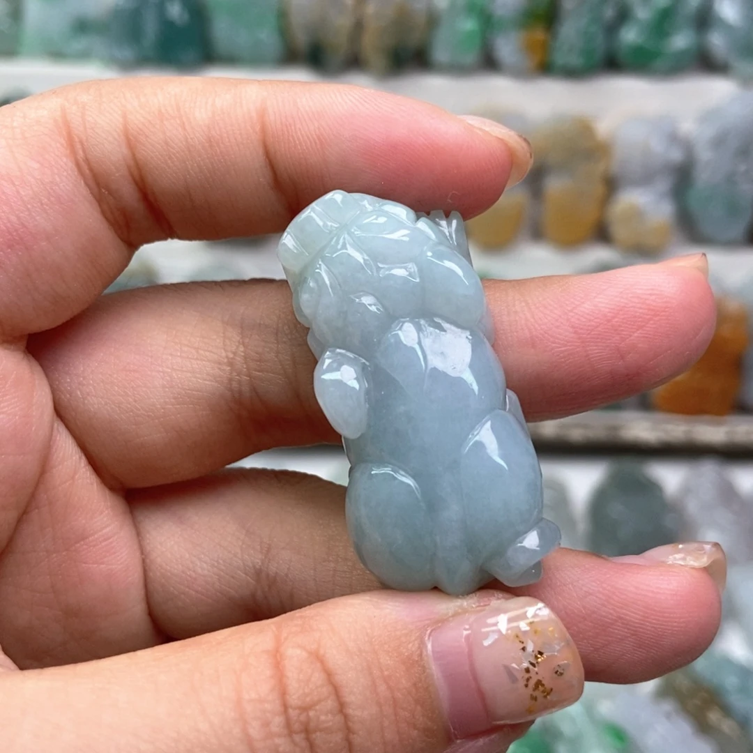 翡翠未镶嵌吊坠(赠链)