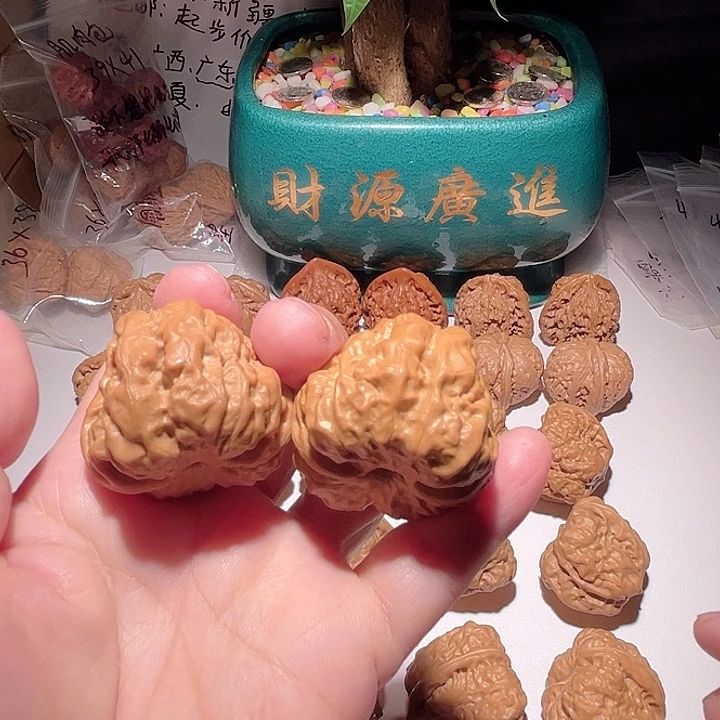 吊坠龙脊菩提文玩核桃