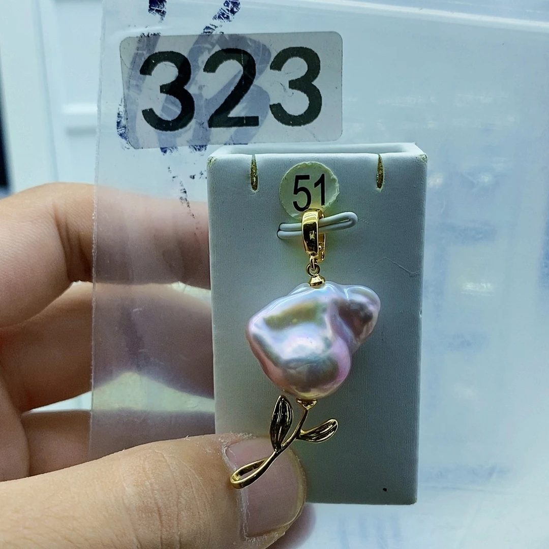 淡水珍珠颈饰合金